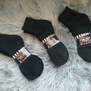 BOY athletic crew socks NWT